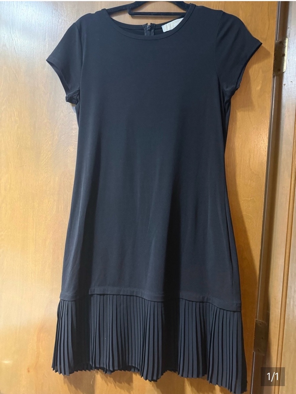 Michael Kors Black Short-Sleeve Pleated-Hem Mini Dress